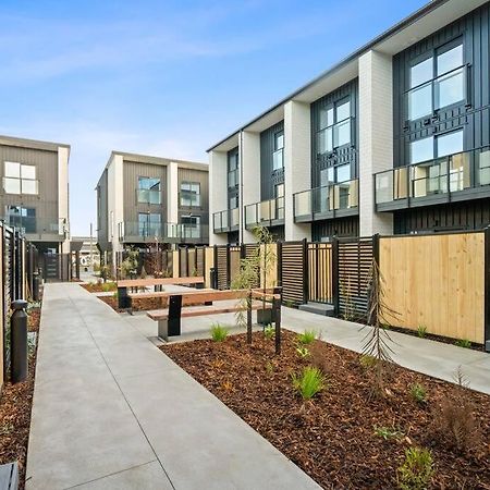 Chic City Centre Townhouse Christchurch Exterior photo